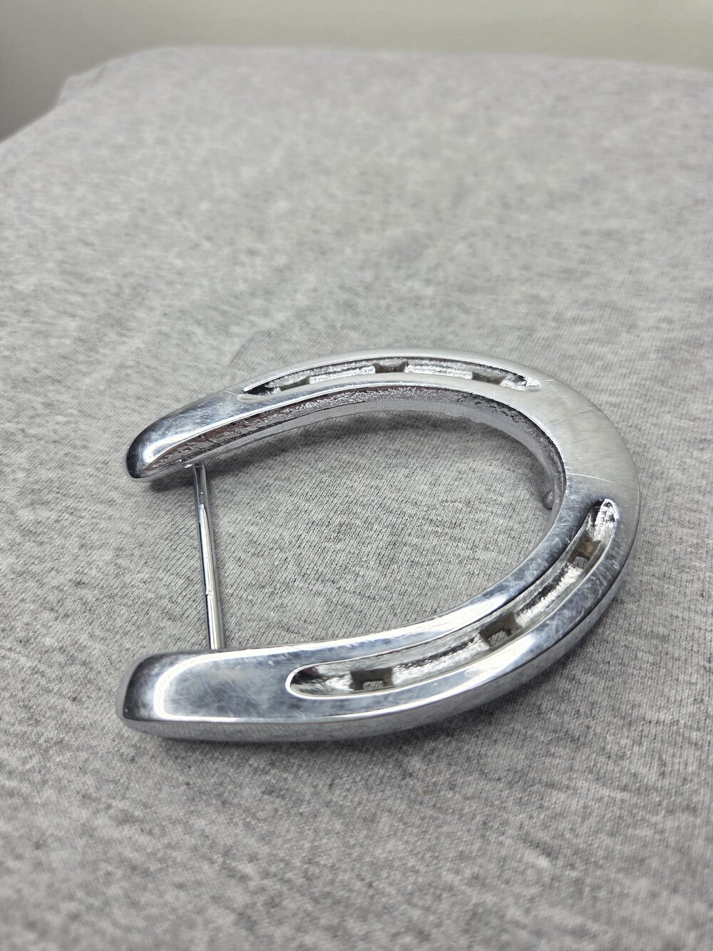 Vintage Diamond Hot Forged Horseshoe Figural Chrome Belt Buckle Equestrian - Picture 3 of 8